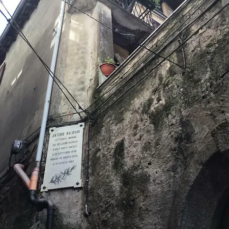 Comolake House * Bellano